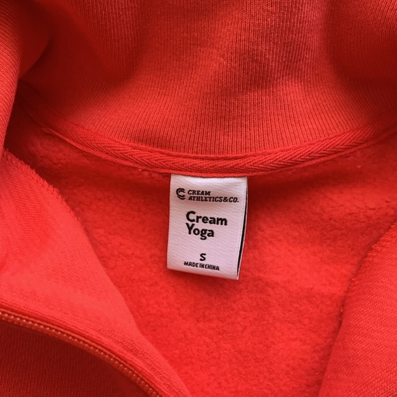 CREAM YOGA NWT LUNAR 1/2 ZIP RED SIZE SMALL - Picture 8 of 10